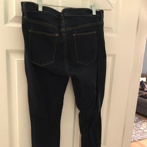 GAP 32 R true skinny dark blue jean